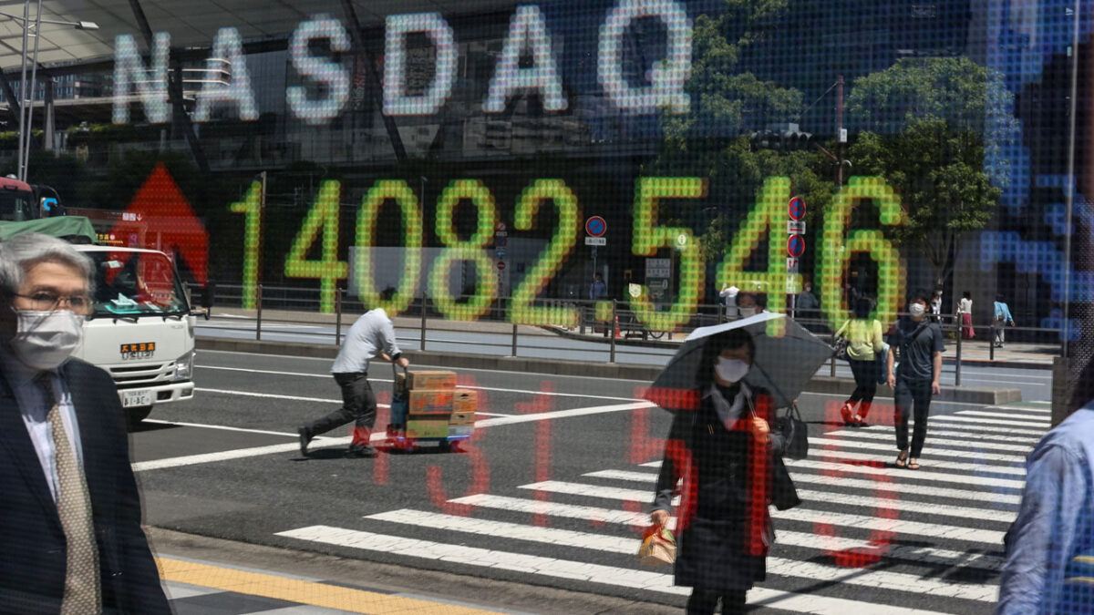 Tokyo stocks open higher after US rallies