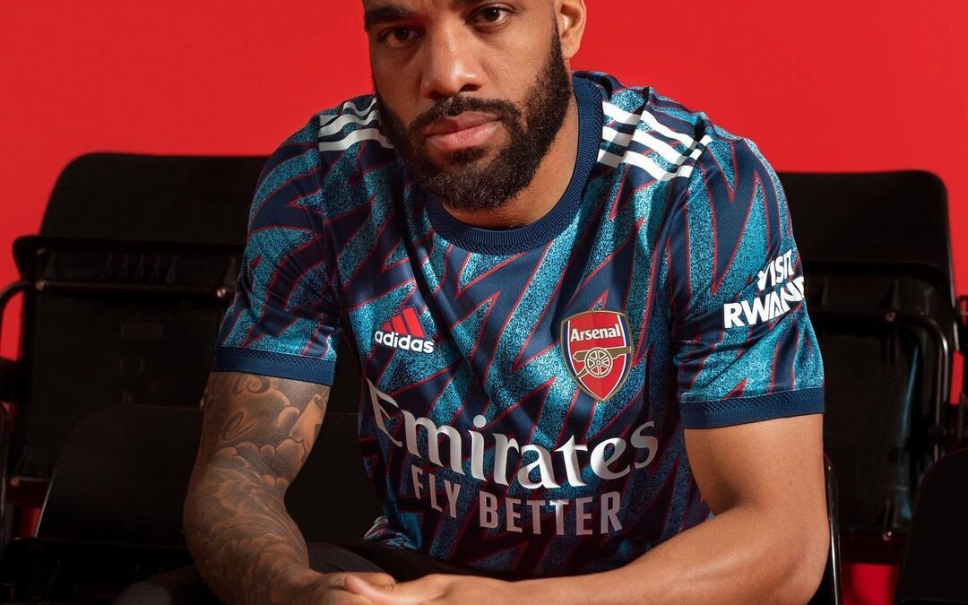 Arsenal Unveil Retro Shirt ahead of the Premier League Opening.