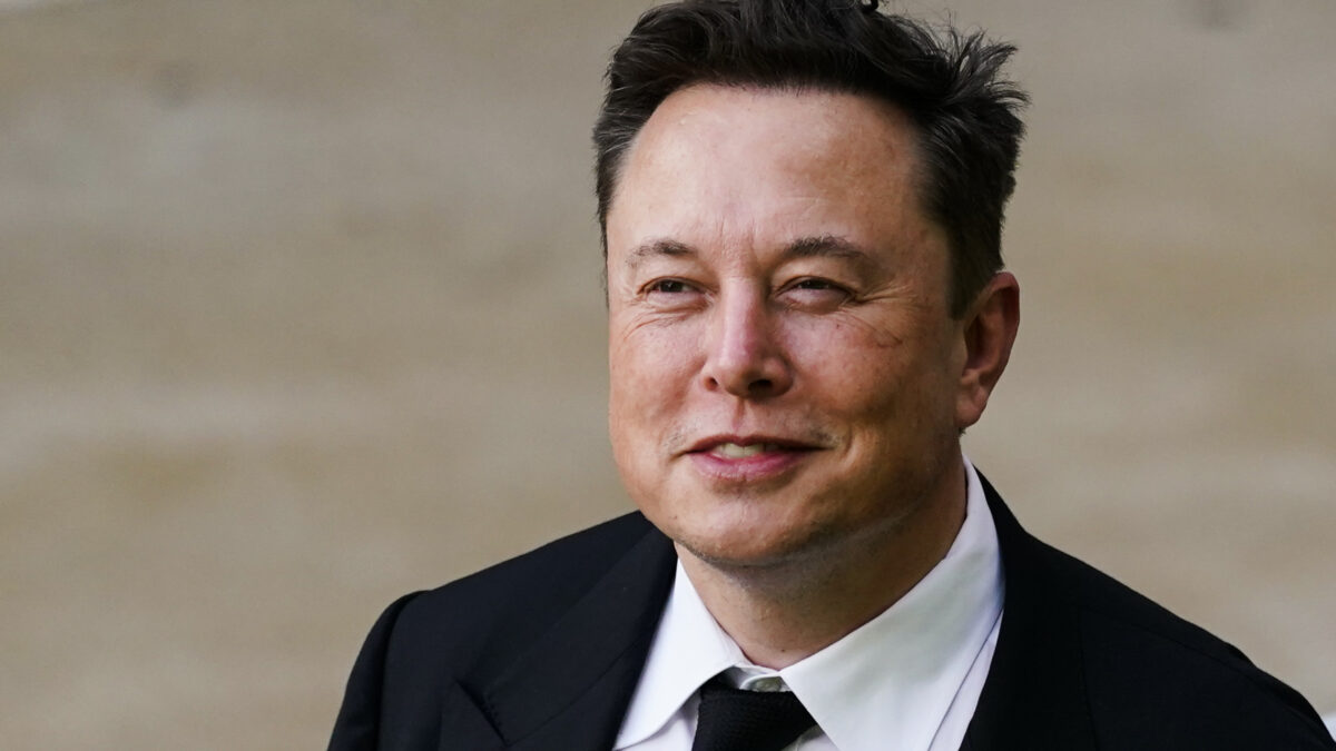 Elon Musk Has Bought Twitter For $44 Billion 