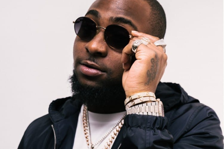 Davido Signed First ₦‎20 Million Deal at Age 17