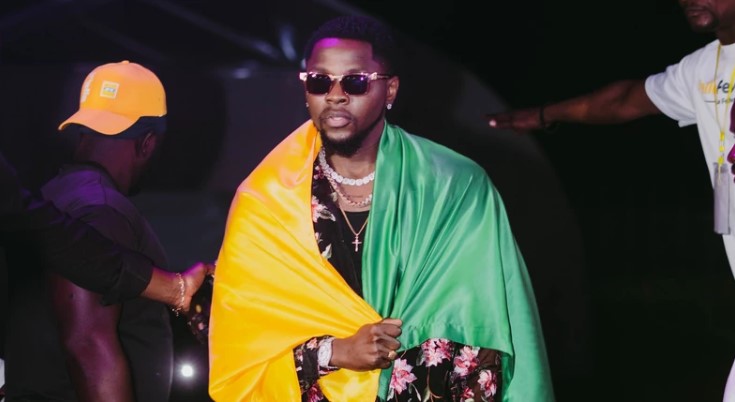 Kizz Daniel’s Afroclassic Concert In Cotonou Draws Over 80,000 Fans