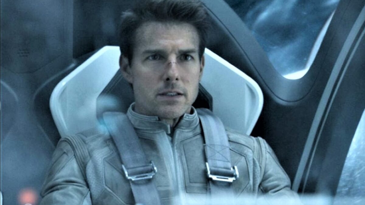Tom Cruise Reportedly In Negotiations To Shoot A Film In Space