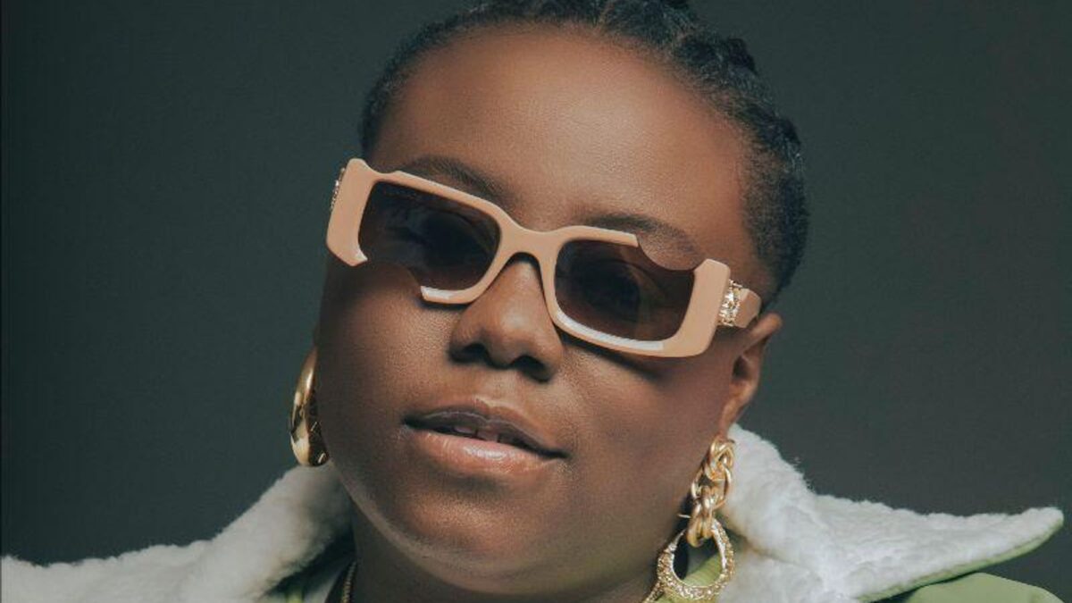 Teni Is Back With A New, Energized Single Titled “No Days Off”