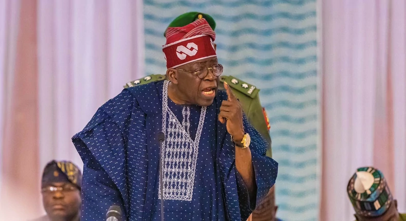 Tinubu Urges Citizens to Vote Out Underperforming Governors