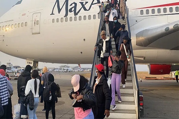 36 Nigerians Deported From Sweden to the National Refugees Commission